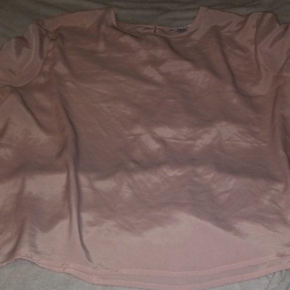 Top - Picture 2 of 2